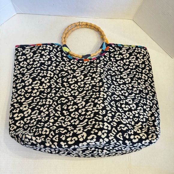 American & Beyond Leopard Cheetah Beaded Pineapple Cane Handles Tote Bag - Picture 2 of 16